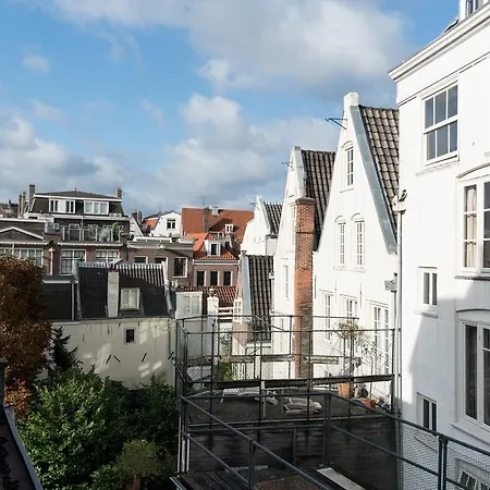 Lil' Dutch Studio أمستردام